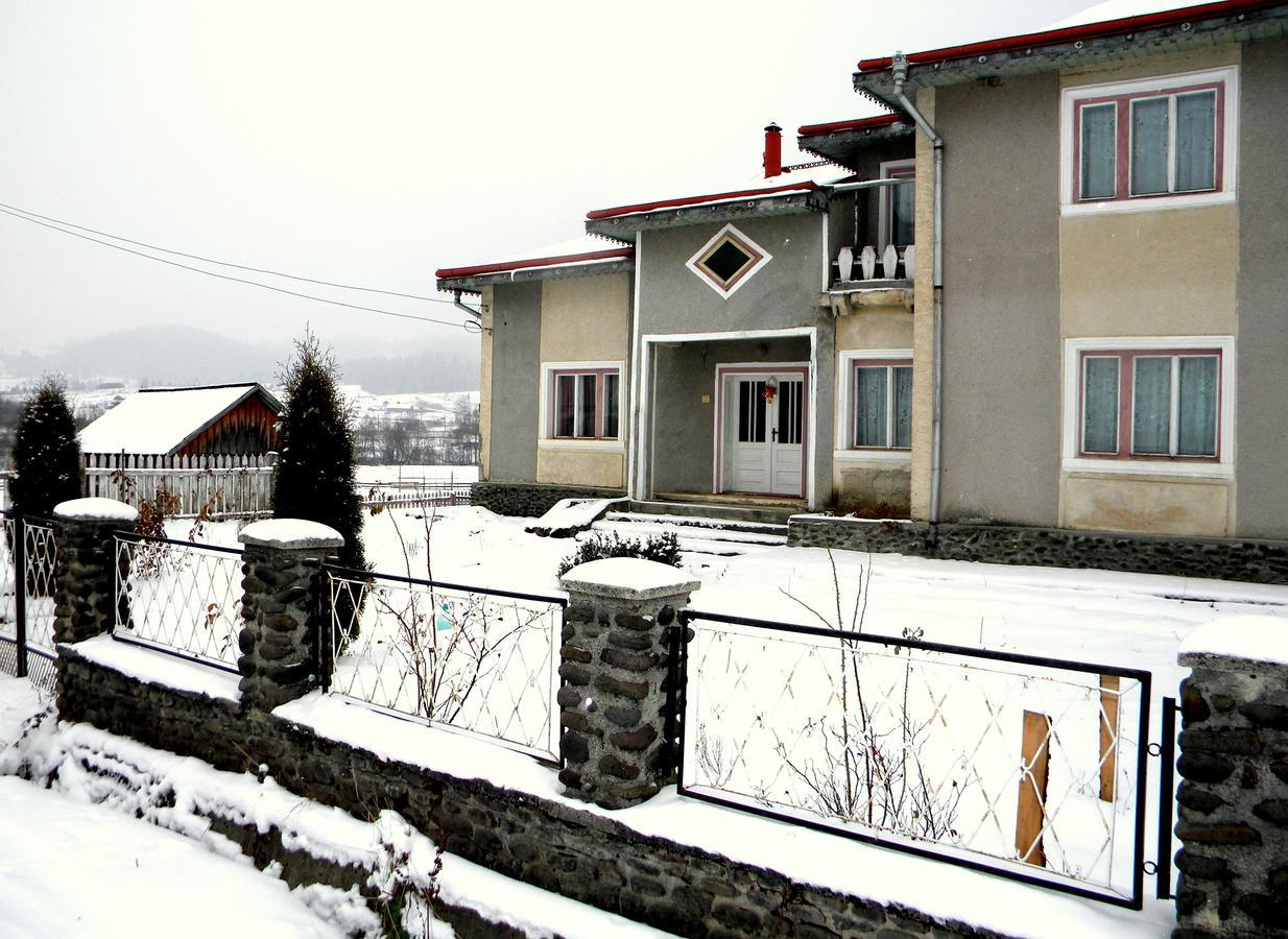 Casa Florea Poiana Stampei Zewnętrze zdjęcie
