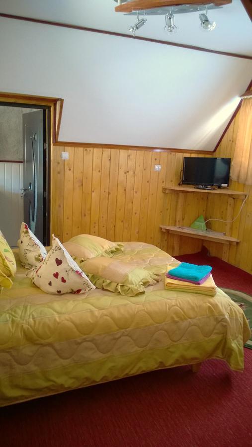 Casa Florea Poiana Stampei Zewnętrze zdjęcie